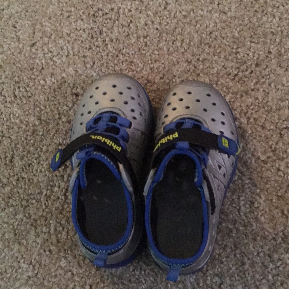 Stride Rite Phibian water shoes!